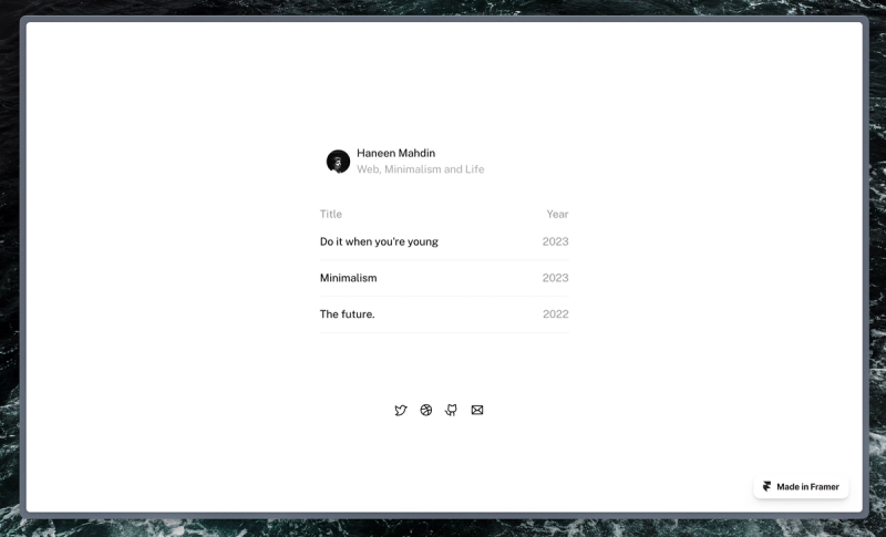 A minimal and easy-to-use framer template for bloggers and writers.